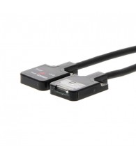 Miniatűr fotokapcsoló, adó-vevős kivitel, fényre be muködési mód, PNP kimenet. Érzékelési távolság 500 mm