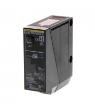 Univerzális fotókapcsoló egyen és váltakozófeszültségű tápellátásra, tárgyreflexiós kivitel, 70cm maximális érzékelési távolság